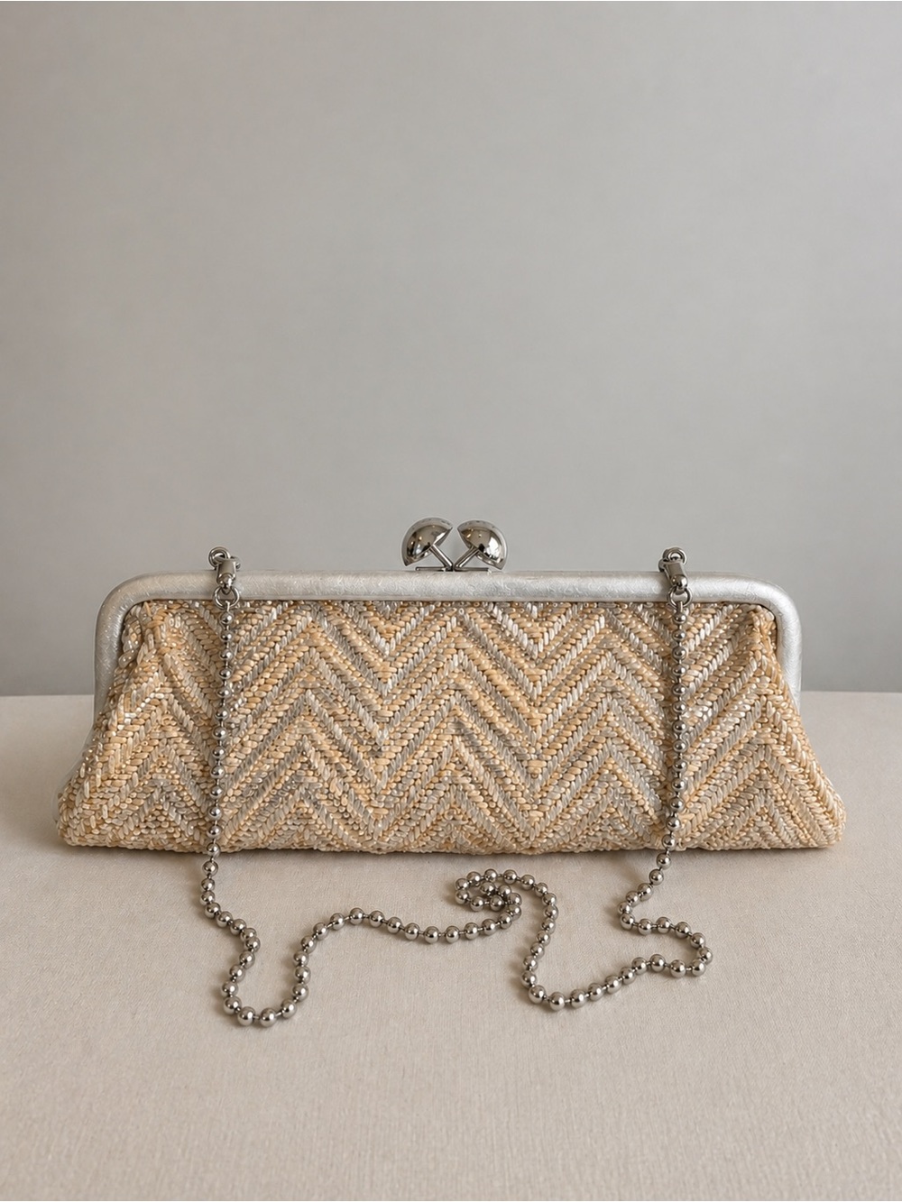 2009 Coach kisslock Beaded Chevron Clutch
